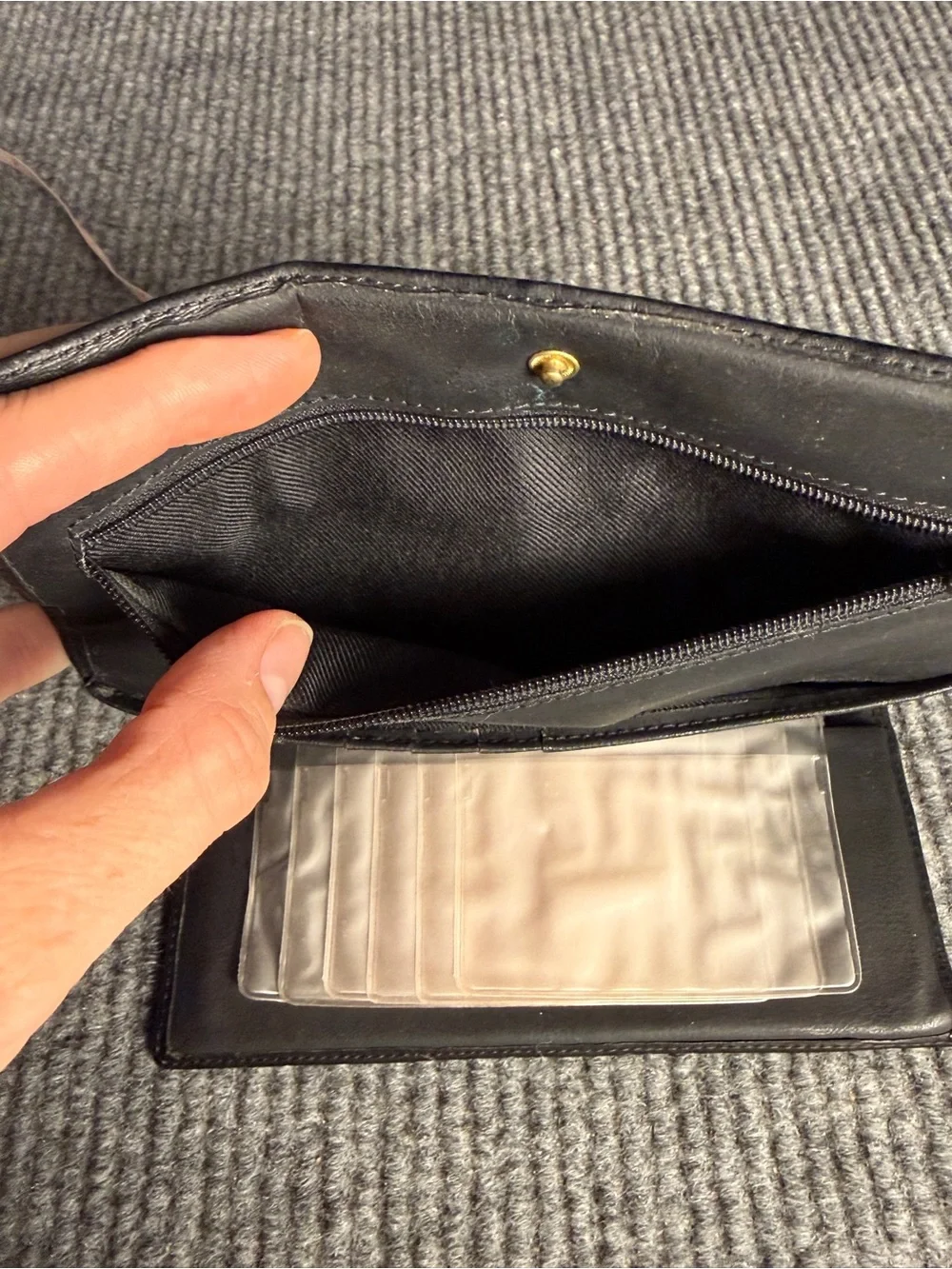 VINTAGE Genuine Black Leather Flap Tri-Fold Continental Wallet